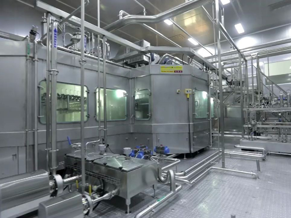 Fabricante de líneas automáticas de producción de jugo de aguacate.