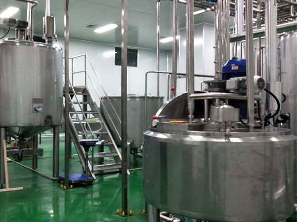 Fabricante de líneas automáticas de producción de bebidas de té.